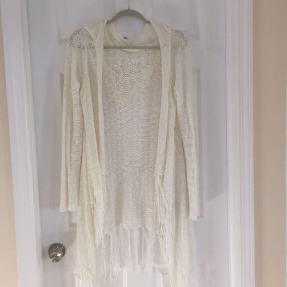 Charlotte Russe Sweaters - Cream sweater Charlotte Russe Sweaters - Cream sweater